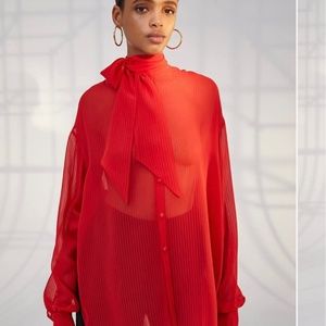 Aritzia 1-01 Babaton Luxembourg Blouse